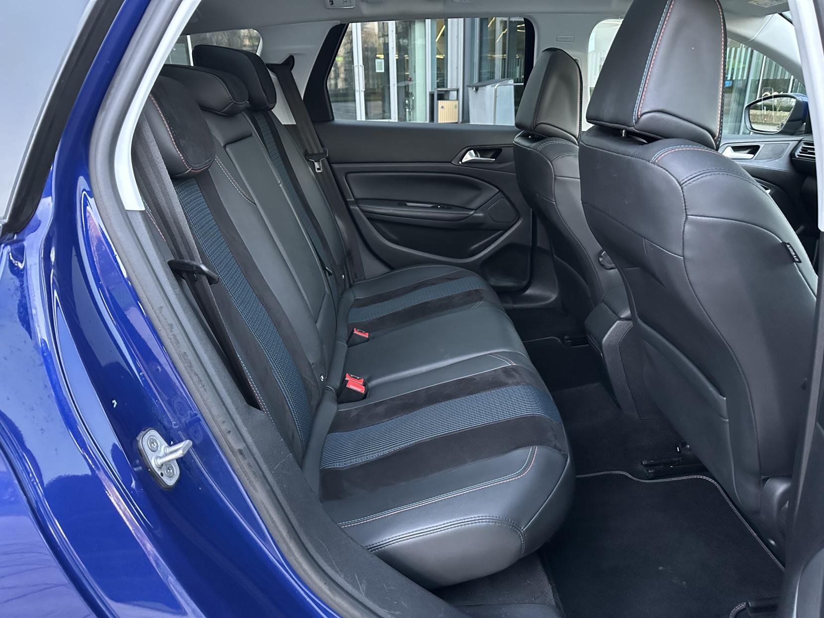 Peugeot 308 SW 1.2 PureTech Tech Edition Estate 5dr Petrol EAT Euro 6 (s/s) (130 ps)