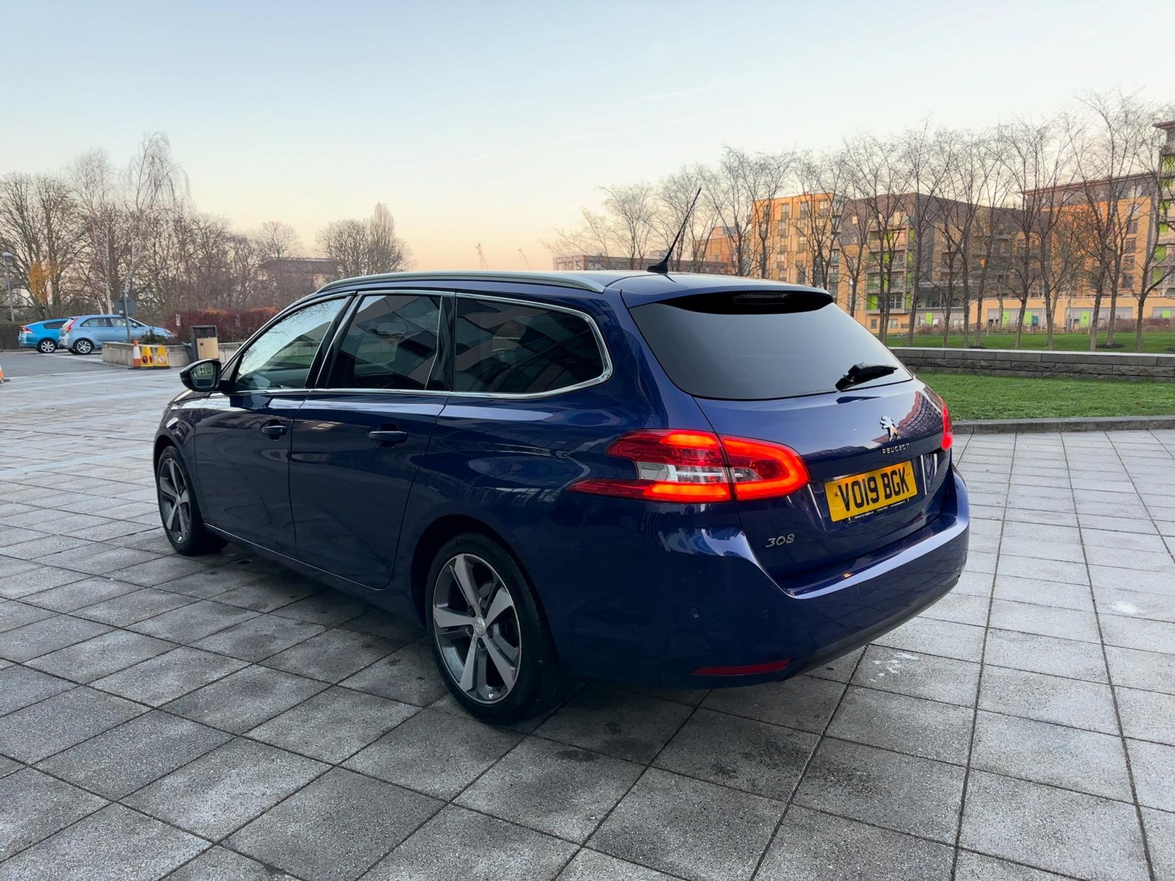 Peugeot 308 SW 1.2 PureTech Tech Edition Estate 5dr Petrol EAT Euro 6 (s/s) (130 ps)