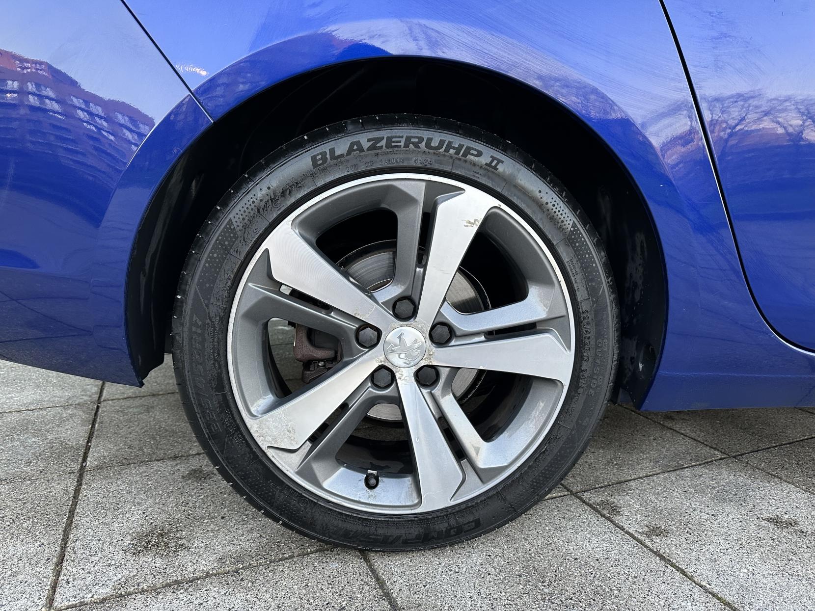 Peugeot 308 SW 1.2 PureTech Tech Edition Estate 5dr Petrol EAT Euro 6 (s/s) (130 ps)