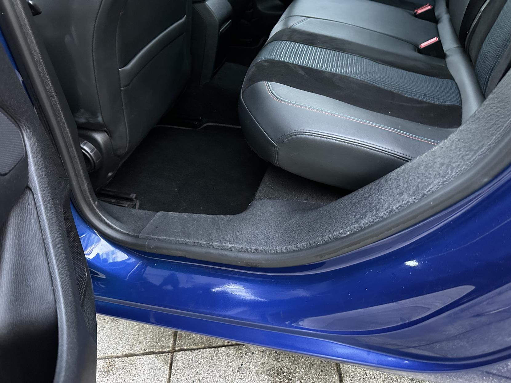 Peugeot 308 SW 1.2 PureTech Tech Edition Estate 5dr Petrol EAT Euro 6 (s/s) (130 ps)