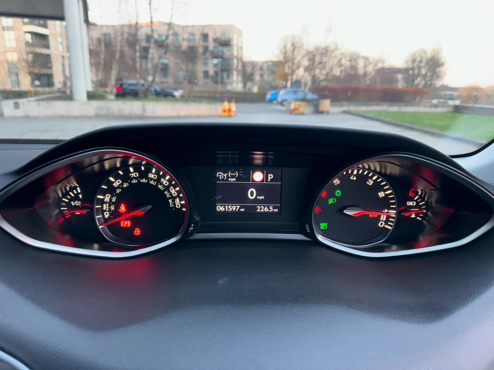 Peugeot 308 SW 1.2 PureTech Tech Edition Estate 5dr Petrol EAT Euro 6 (s/s) (130 ps)