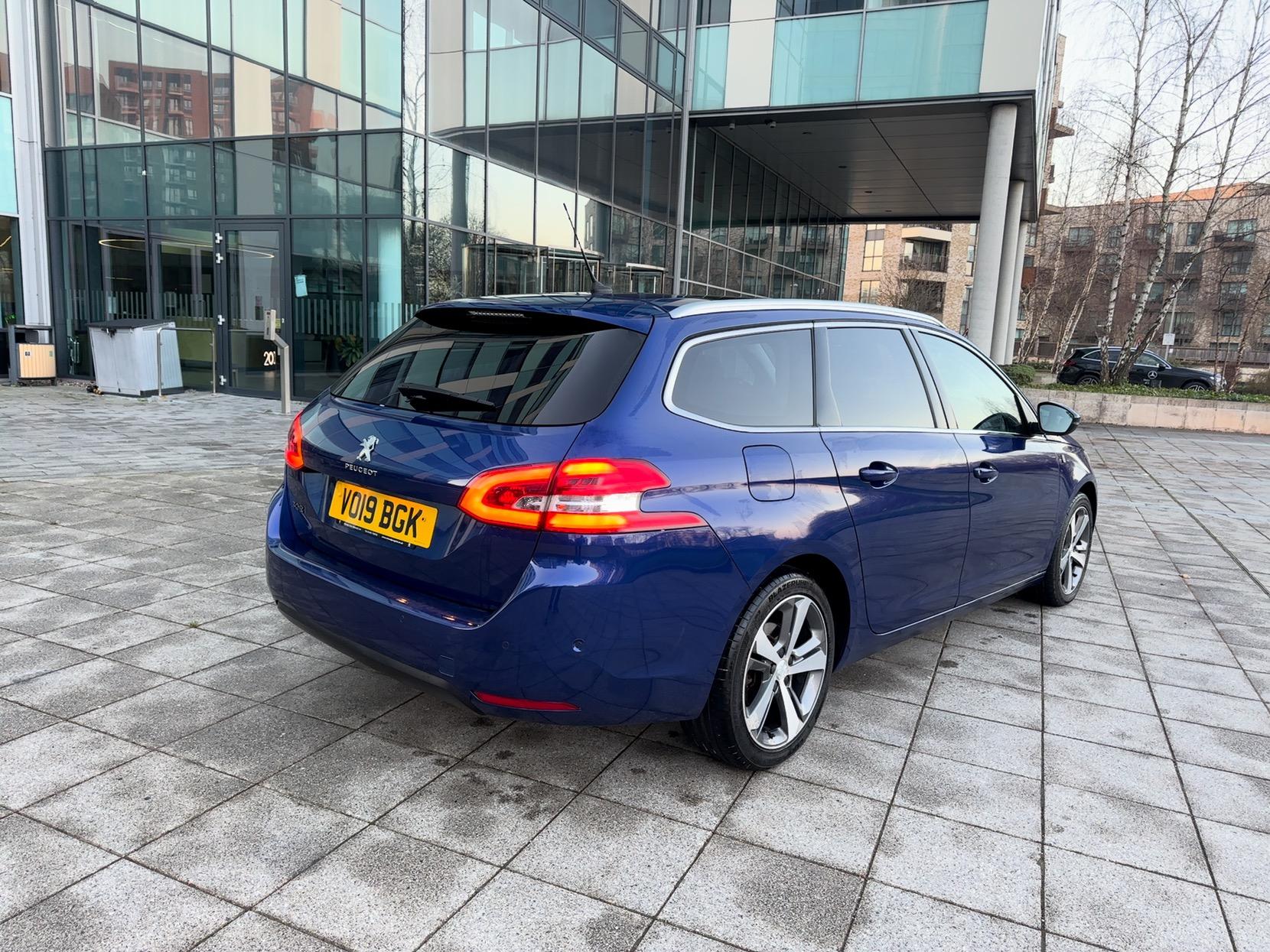 Peugeot 308 SW 1.2 PureTech Tech Edition Estate 5dr Petrol EAT Euro 6 (s/s) (130 ps)