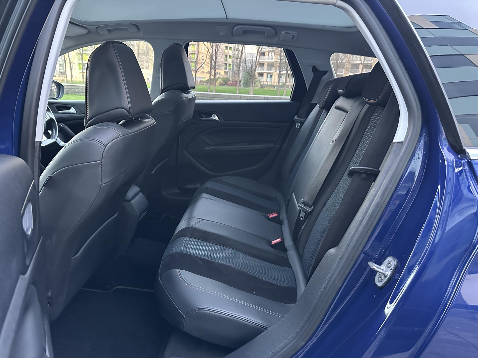 Peugeot 308 SW 1.2 PureTech Tech Edition Estate 5dr Petrol EAT Euro 6 (s/s) (130 ps)