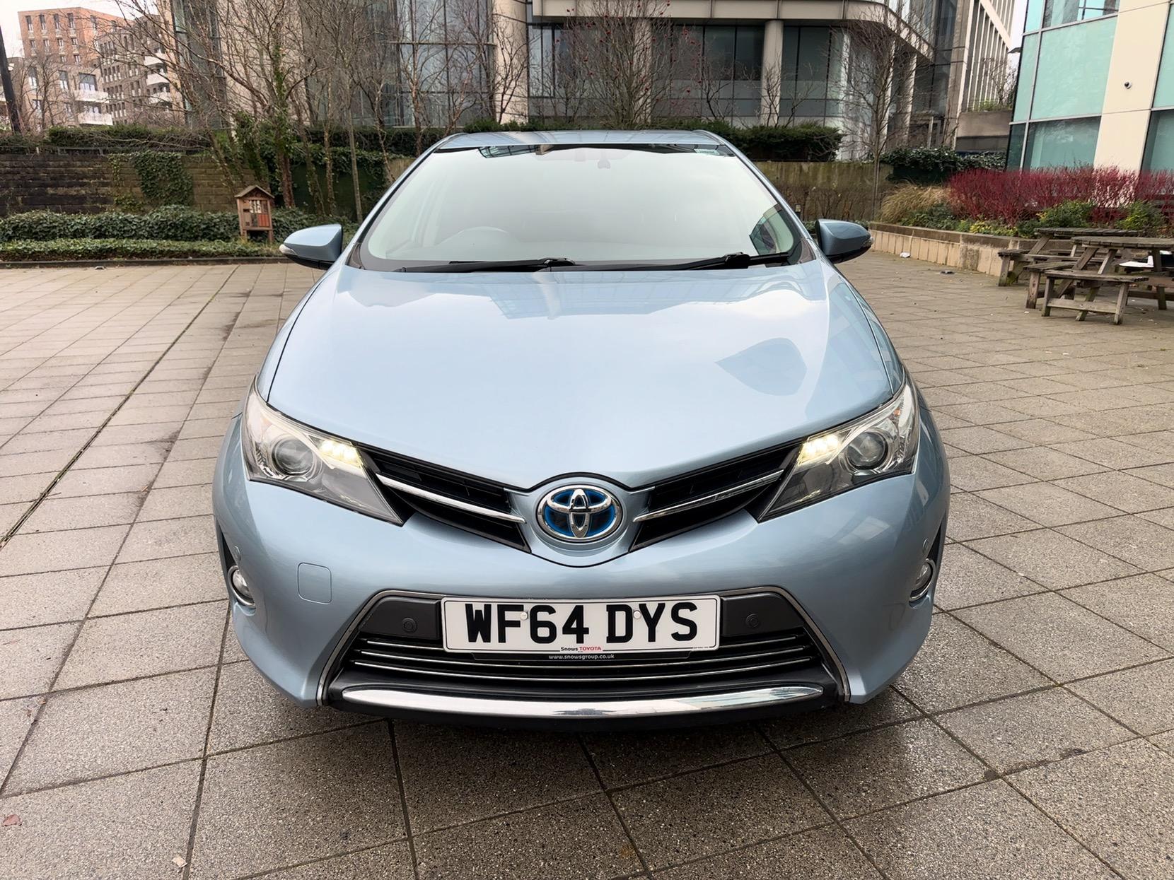 Toyota Auris 1.8 VVT-h Excel Hatchback 5dr Petrol Hybrid CVT Euro 5 (s/s) (136 ps)