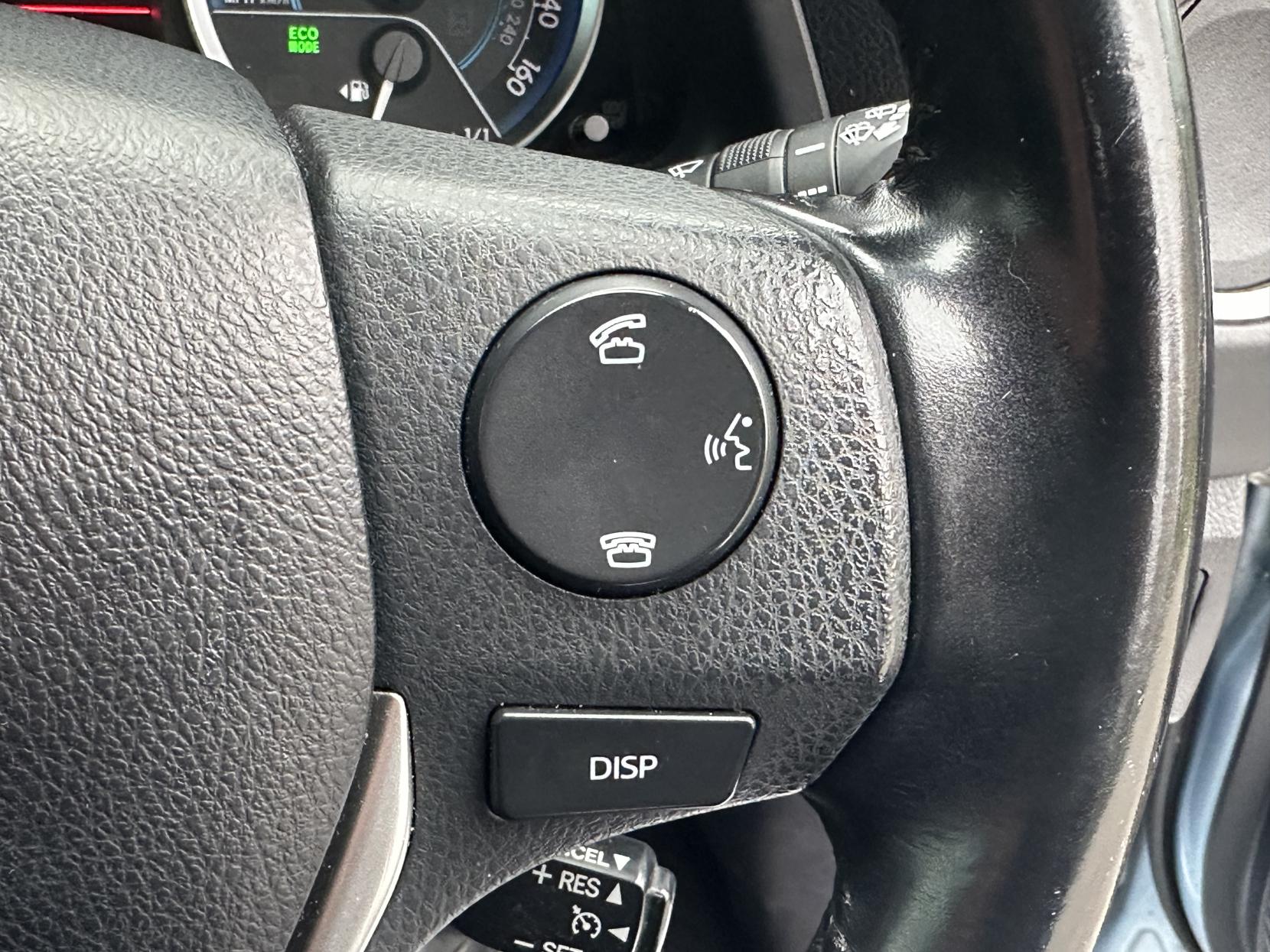 Toyota Auris 1.8 VVT-h Excel Hatchback 5dr Petrol Hybrid CVT Euro 5 (s/s) (136 ps)