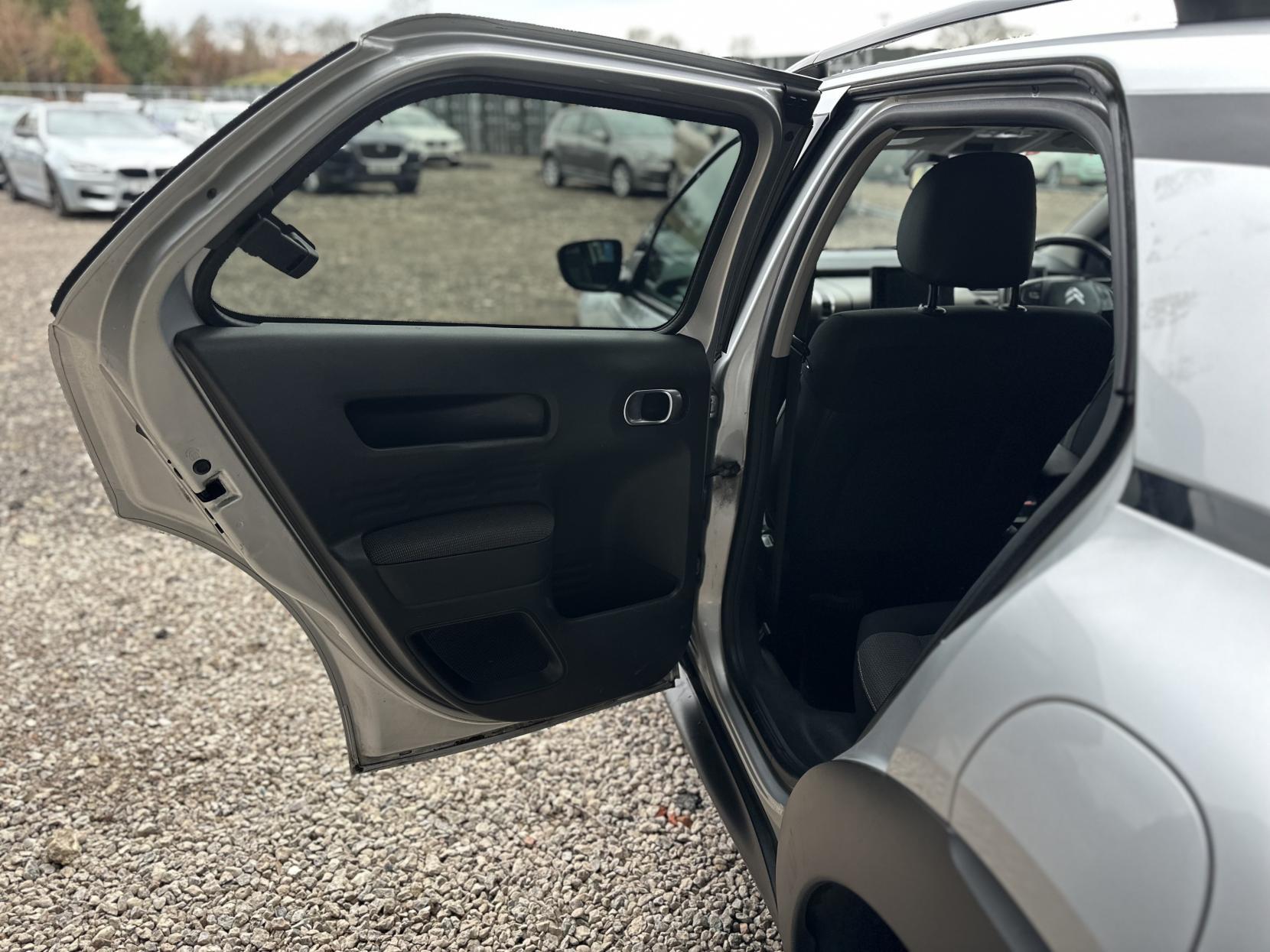 Citroen C4 Cactus 1.2 PureTech Flair Hatchback 5dr Petrol Manual Euro 6 (s/s) (110 ps)