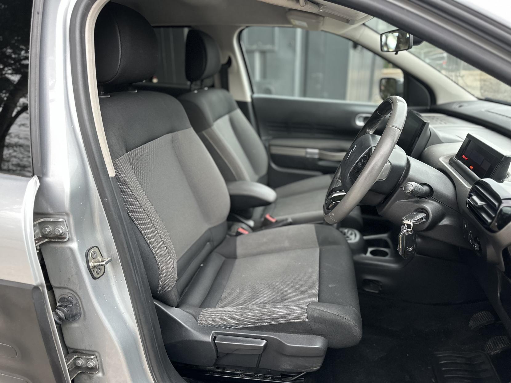 Citroen C4 Cactus 1.2 PureTech Flair Hatchback 5dr Petrol Manual Euro 6 (s/s) (110 ps)