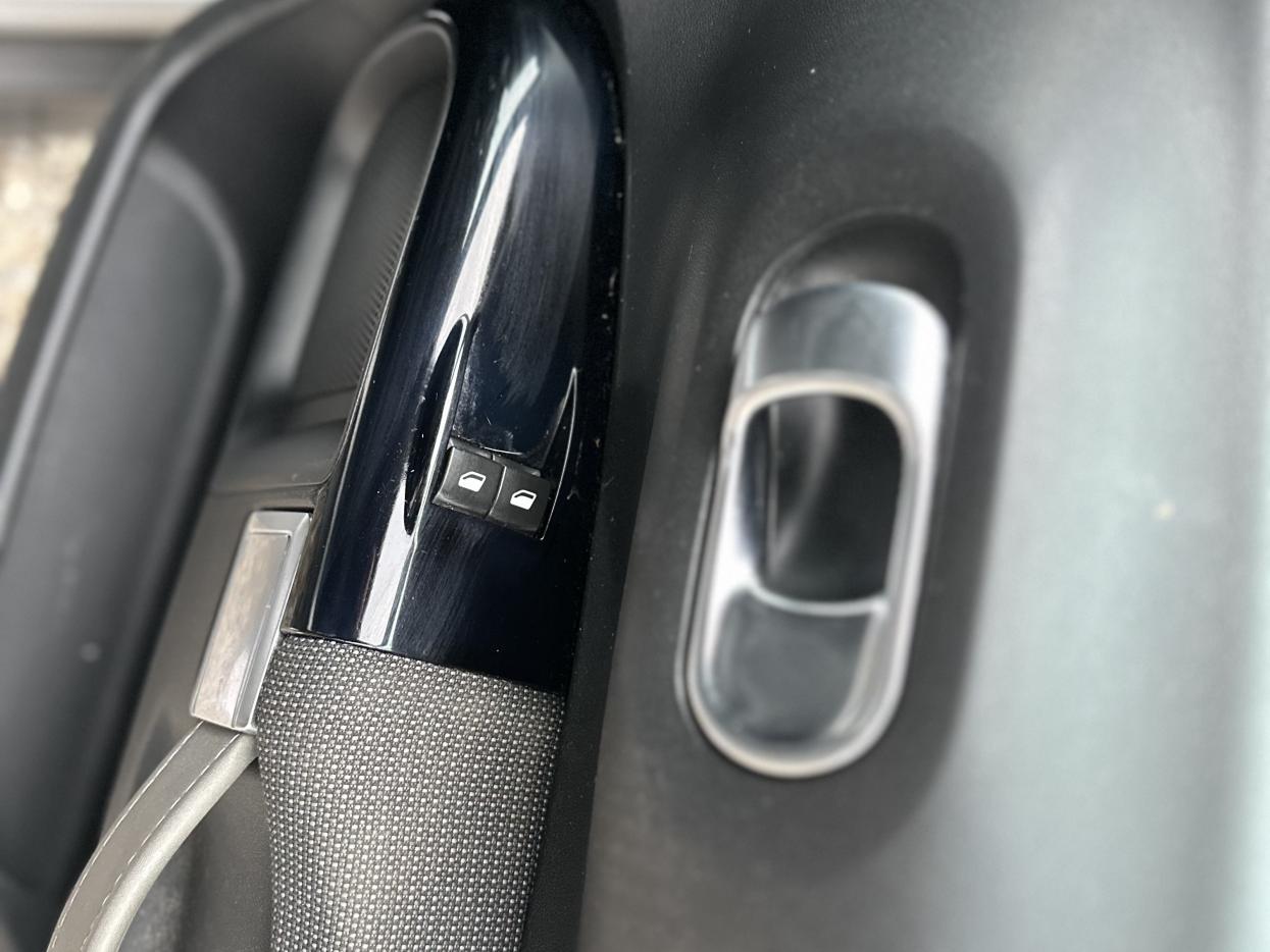 Citroen C4 Cactus 1.2 PureTech Flair Hatchback 5dr Petrol Manual Euro 6 (s/s) (110 ps)