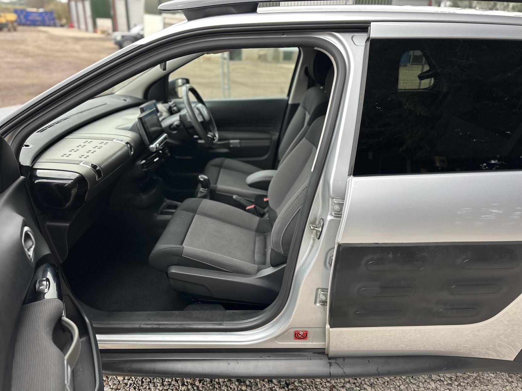 Citroen C4 Cactus 1.2 PureTech Flair Hatchback 5dr Petrol Manual Euro 6 (s/s) (110 ps)