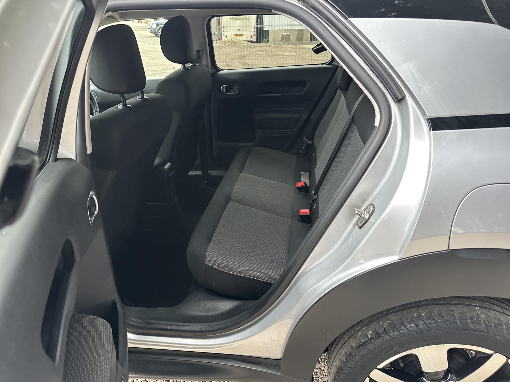 Citroen C4 Cactus 1.2 PureTech Flair Hatchback 5dr Petrol Manual Euro 6 (s/s) (110 ps)