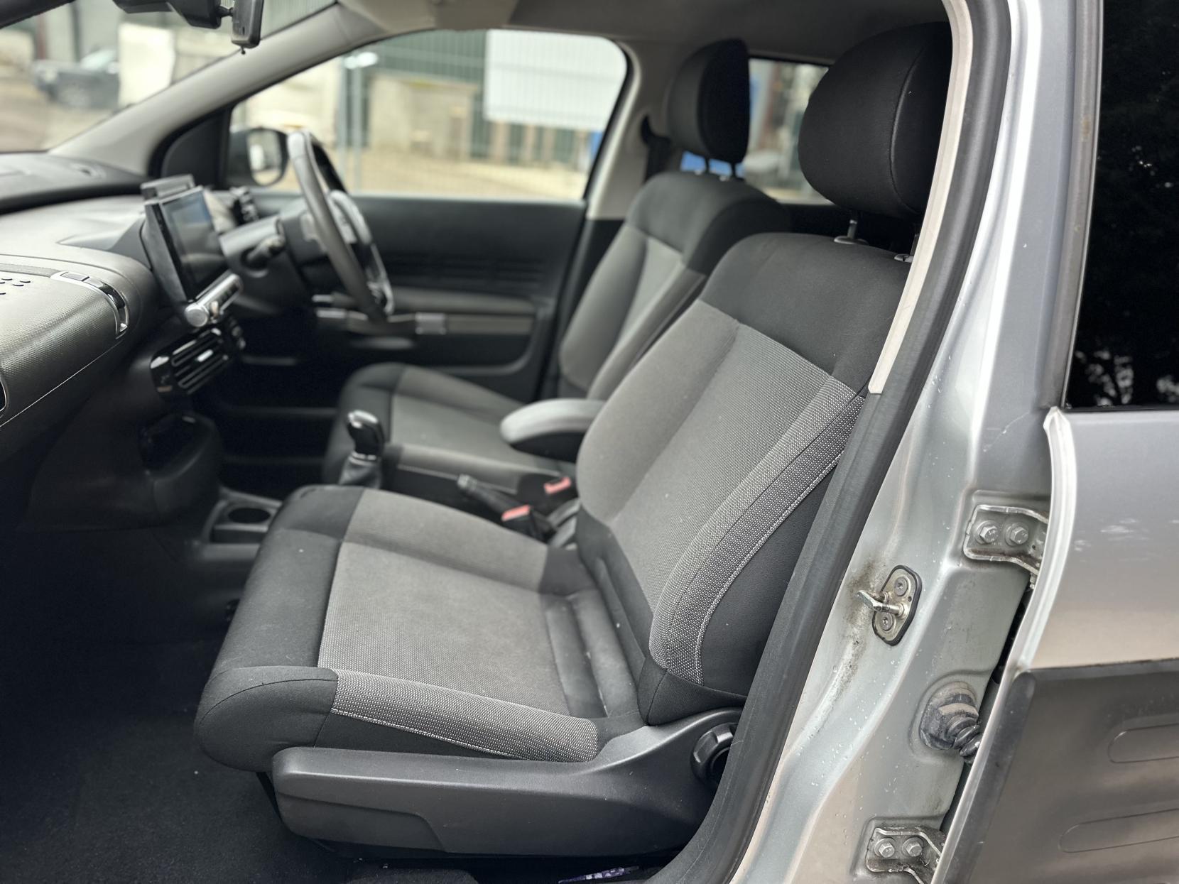 Citroen C4 Cactus 1.2 PureTech Flair Hatchback 5dr Petrol Manual Euro 6 (s/s) (110 ps)