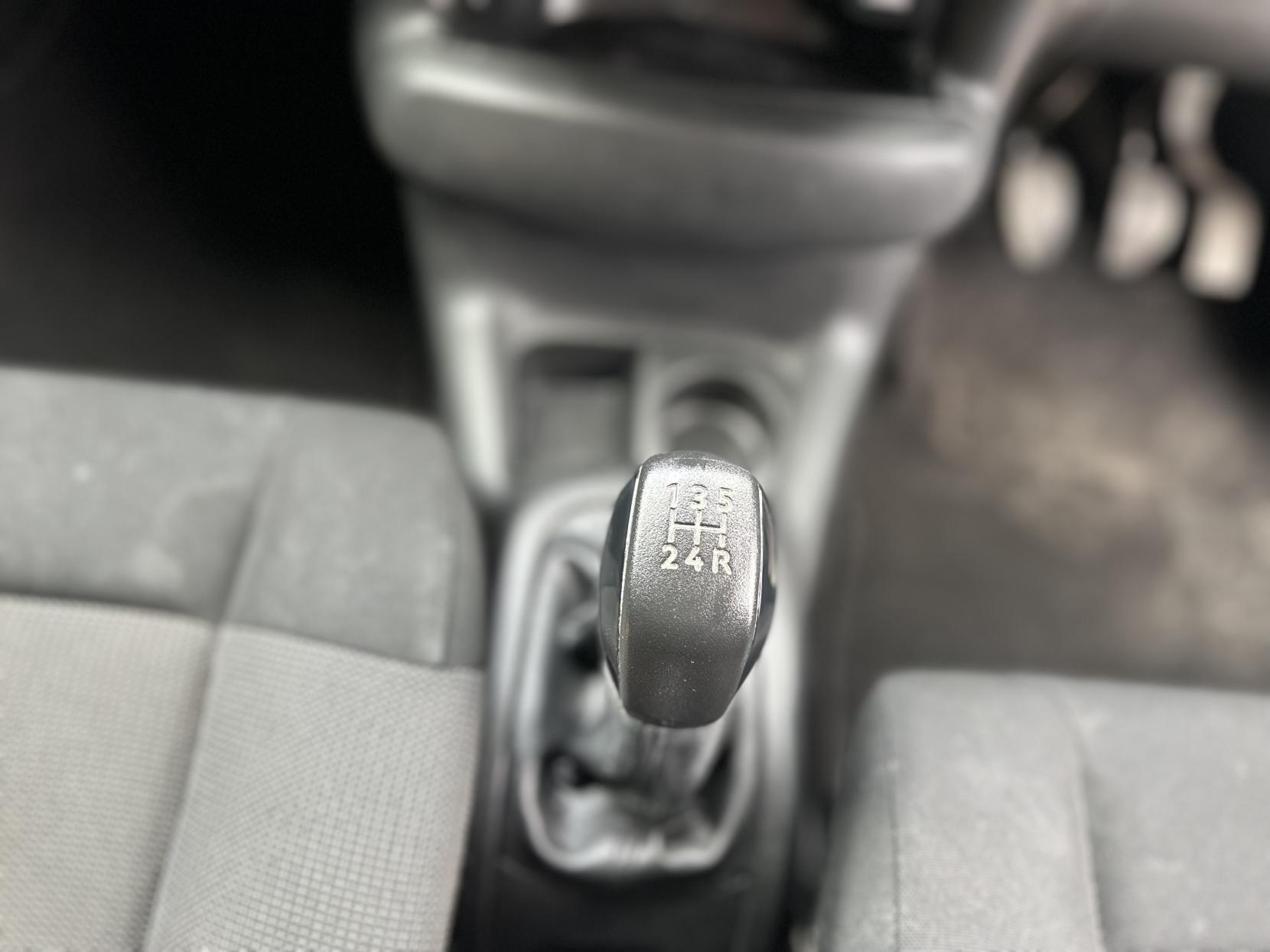 Citroen C4 Cactus 1.2 PureTech Flair Hatchback 5dr Petrol Manual Euro 6 (s/s) (110 ps)