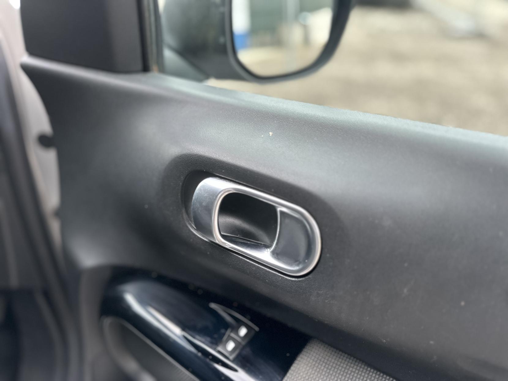 Citroen C4 Cactus 1.2 PureTech Flair Hatchback 5dr Petrol Manual Euro 6 (s/s) (110 ps)