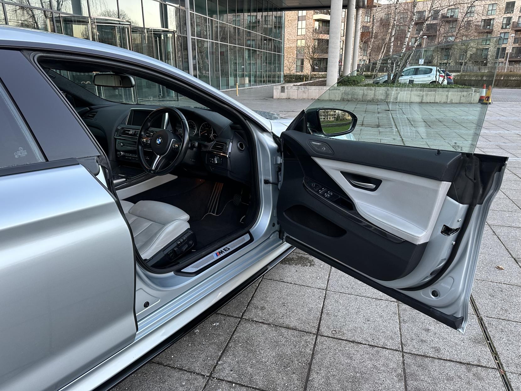 BMW M6 Gran Coupe 4.4 V8 Saloon 4dr Petrol DCT Euro 5 (s/s) (560 ps)