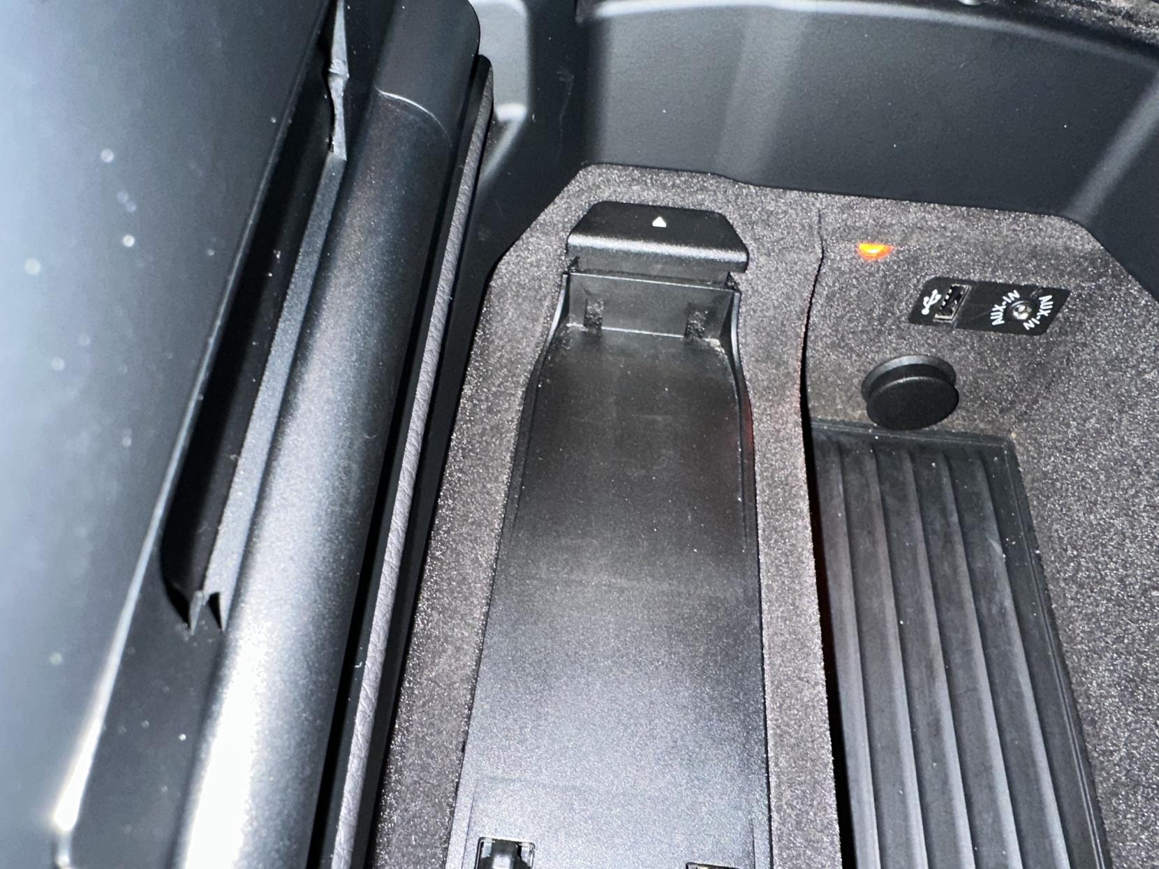 BMW M6 Gran Coupe 4.4 V8 Saloon 4dr Petrol DCT Euro 5 (s/s) (560 ps)