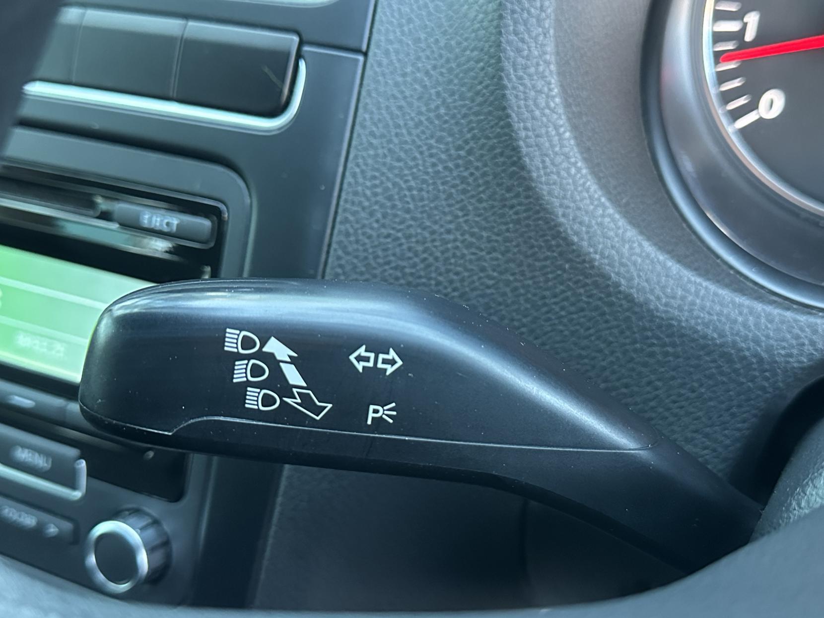 Volkswagen Polo 1.4 Match Hatchback 5dr Petrol DSG Euro 5 (85 ps)