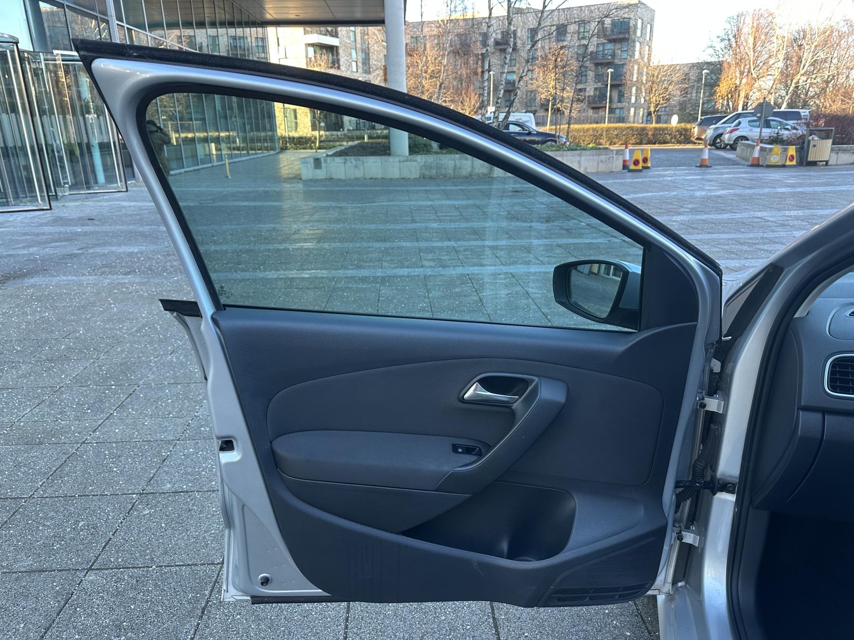 Volkswagen Polo 1.4 Match Hatchback 5dr Petrol DSG Euro 5 (85 ps)