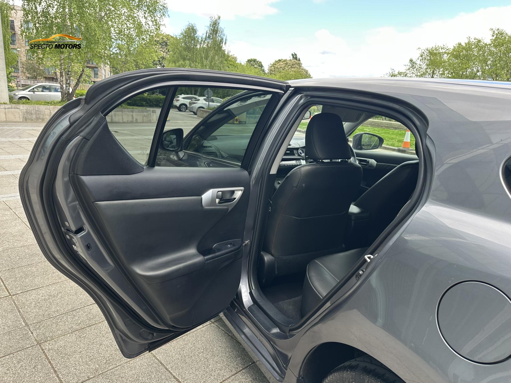 Lexus CT 1.8 200h Advance Hatchback 5dr Petrol Hybrid CVT Euro 5 (s/s) (136 ps)