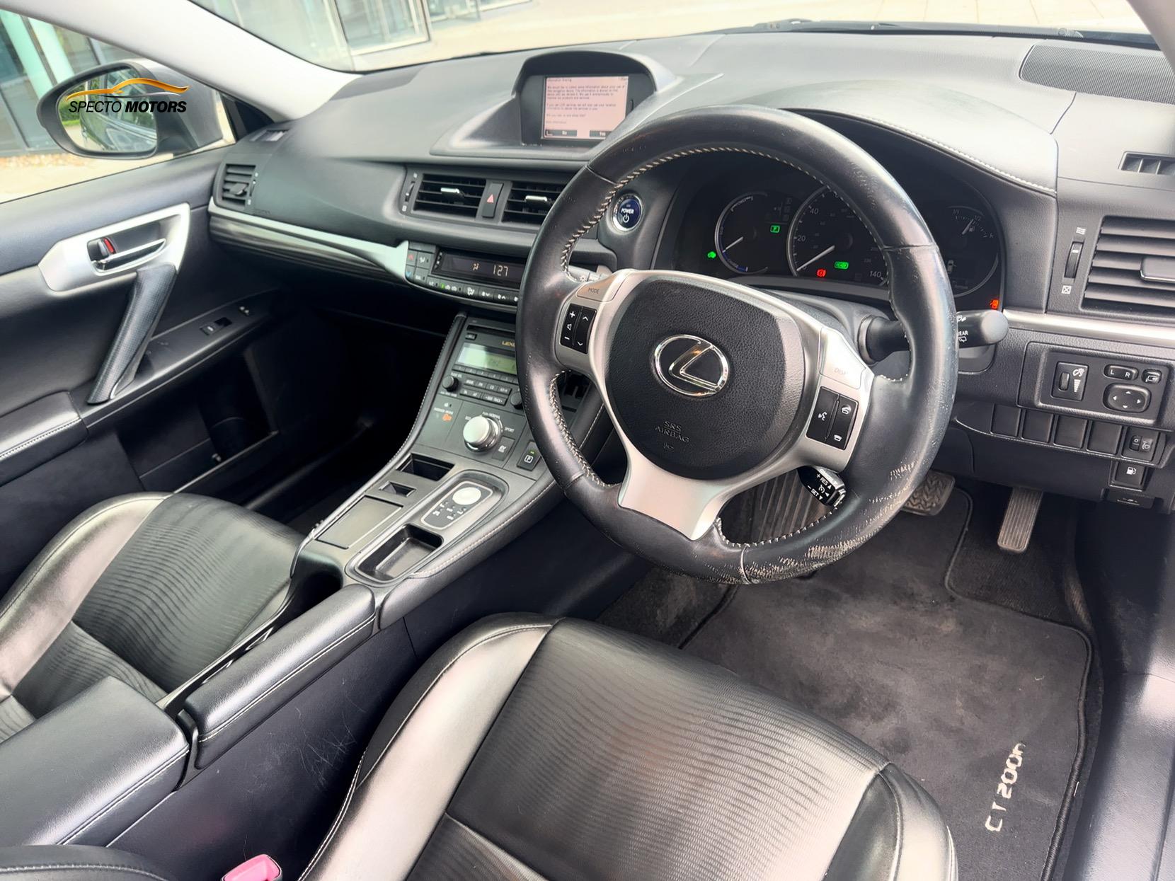 Lexus CT 1.8 200h Advance Hatchback 5dr Petrol Hybrid CVT Euro 5 (s/s) (136 ps)