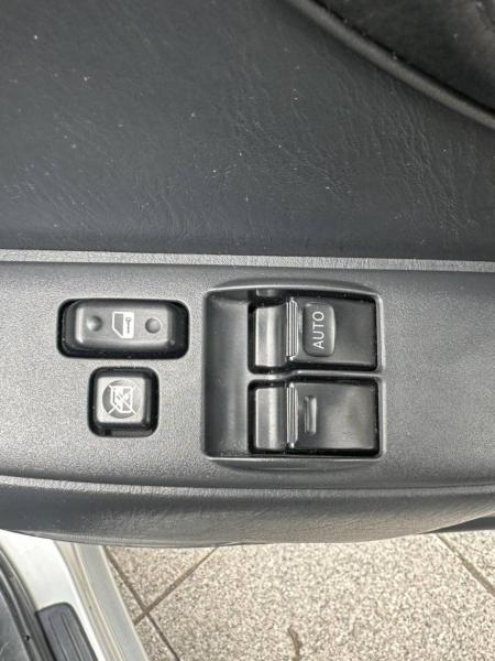 Toyota RAV4 2.0 VVT-i XT3 SUV 3dr Petrol Automatic 4WD (218 g/km, 147 bhp)
