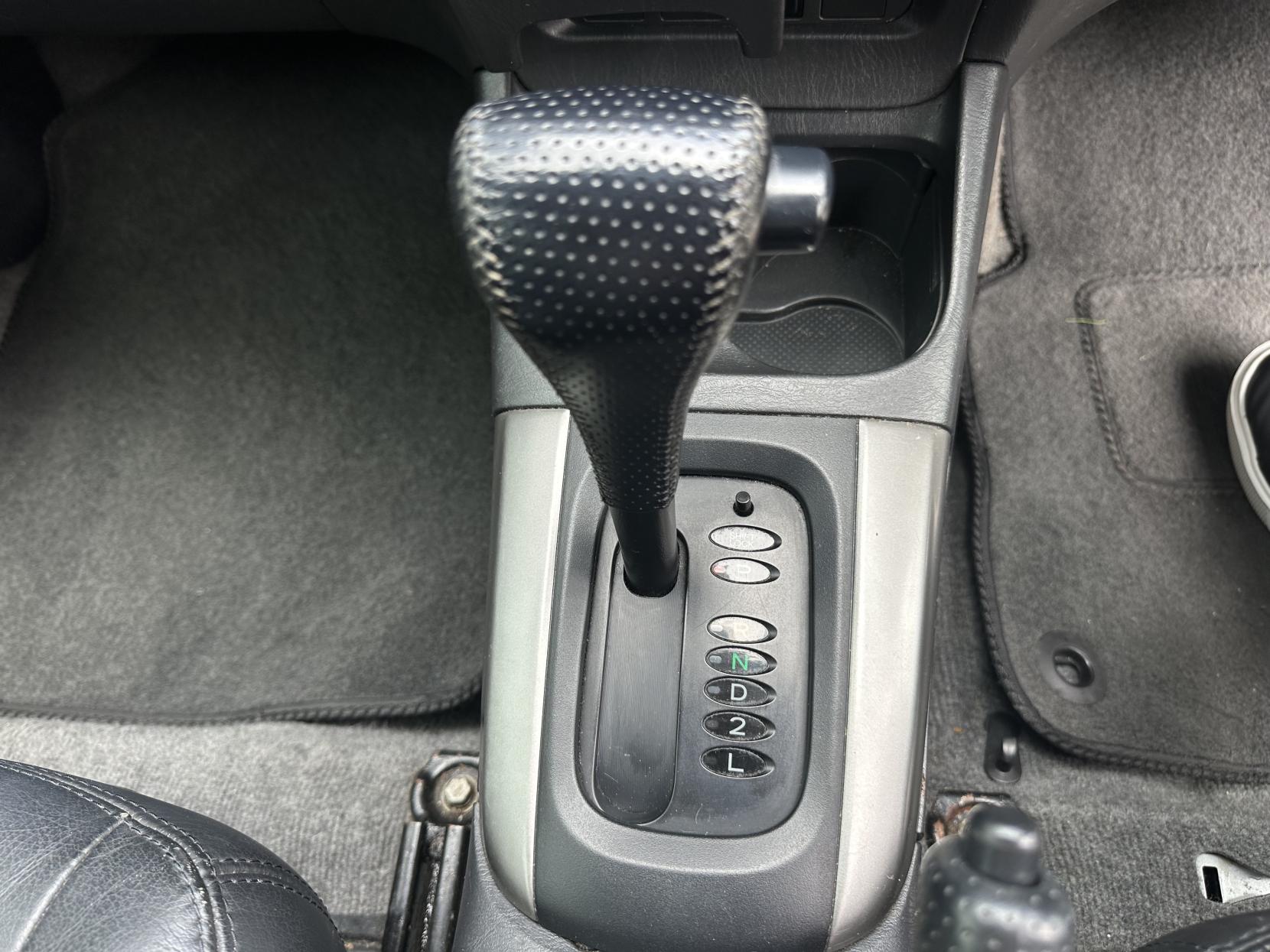 Toyota RAV4 2.0 VVT-i XT3 SUV 3dr Petrol Automatic 4WD (218 g/km, 147 bhp)