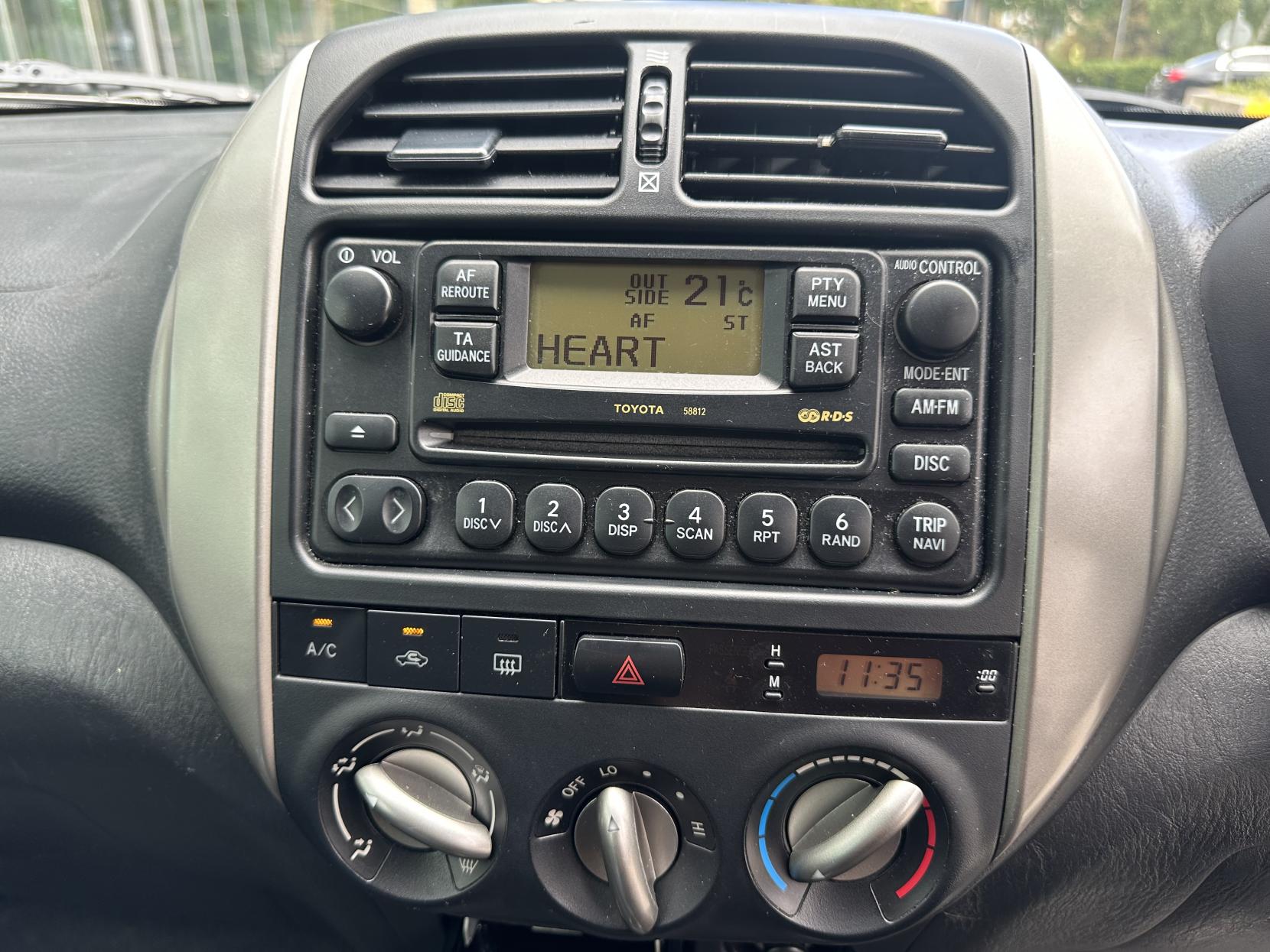 Toyota RAV4 2.0 VVT-i XT3 SUV 3dr Petrol Automatic 4WD (218 g/km, 147 bhp)