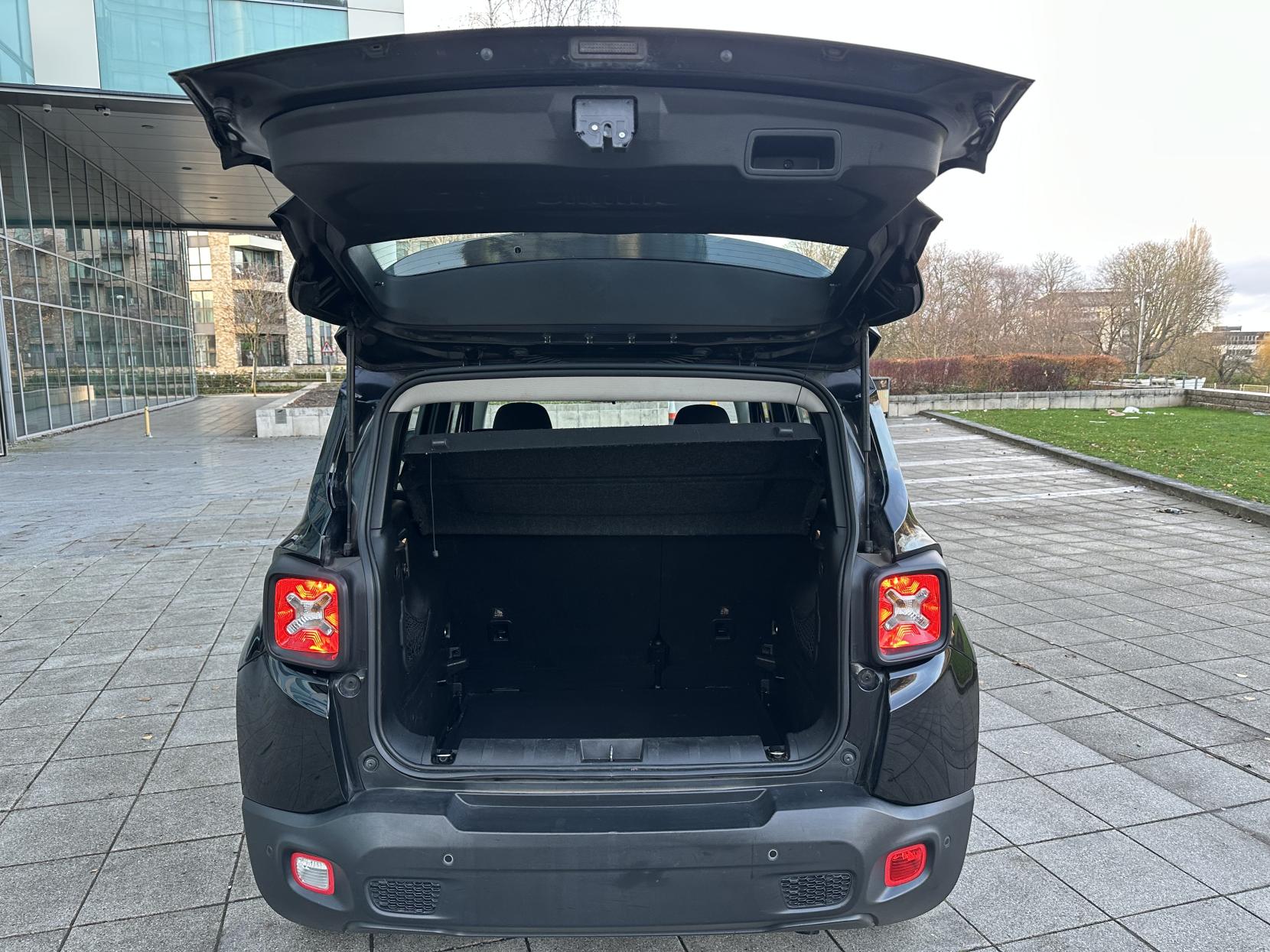 Jeep Renegade 1.4T MultiAirII Longitude SUV 5dr Petrol DDCT Euro 6 (s/s) (140 ps)