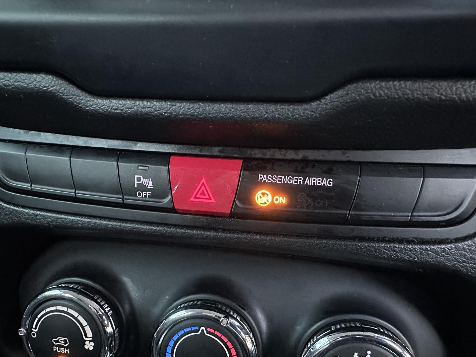 Jeep Renegade 1.4T MultiAirII Longitude SUV 5dr Petrol DDCT Euro 6 (s/s) (140 ps)