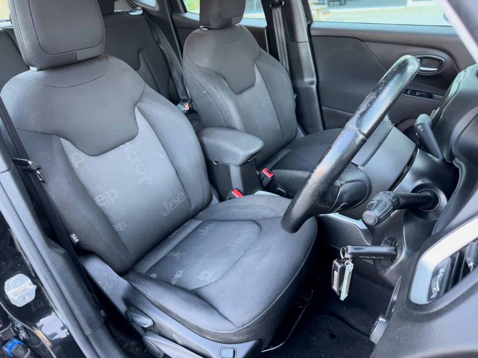 Jeep Renegade 1.4T MultiAirII Longitude SUV 5dr Petrol DDCT Euro 6 (s/s) (140 ps)