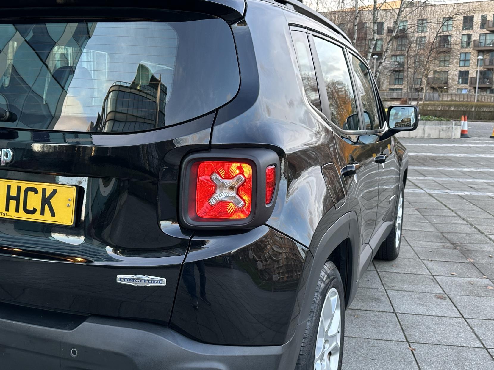 Jeep Renegade 1.4T MultiAirII Longitude SUV 5dr Petrol DDCT Euro 6 (s/s) (140 ps)