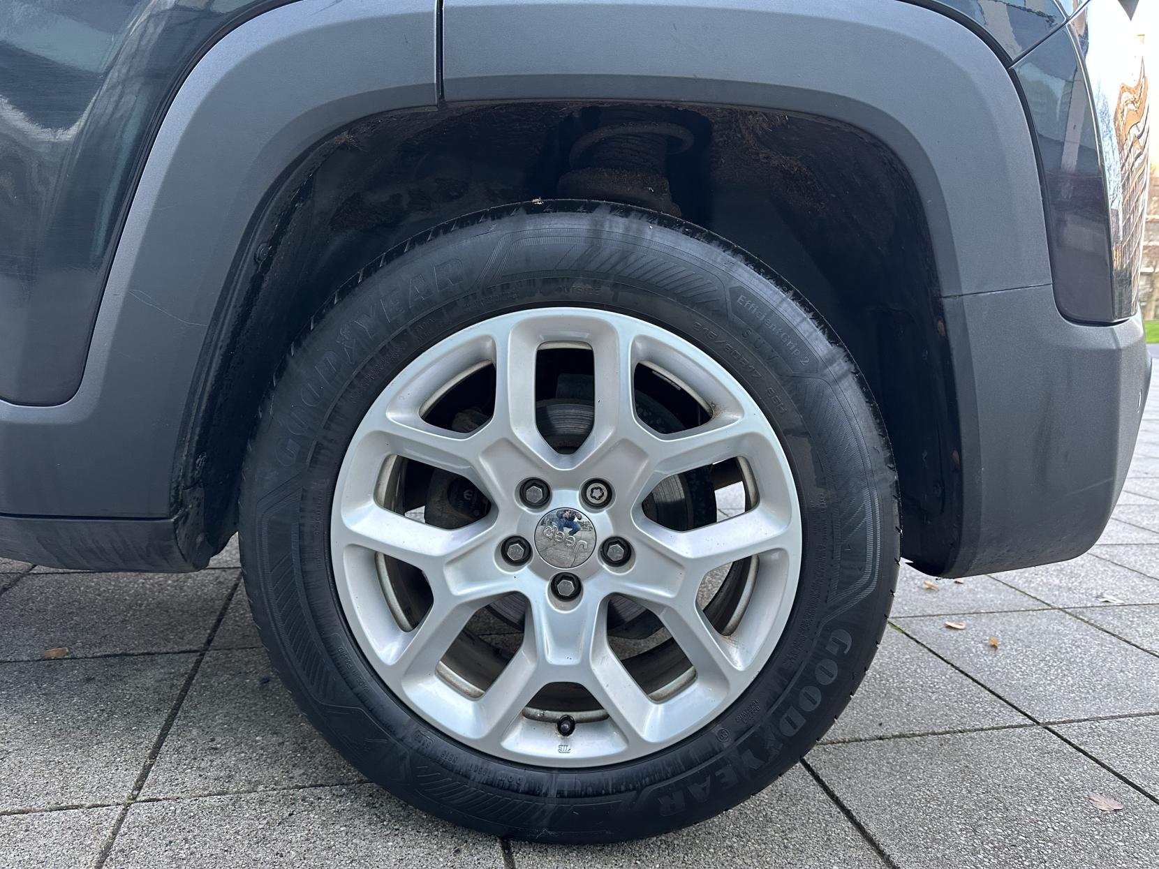 Jeep Renegade 1.4T MultiAirII Longitude SUV 5dr Petrol DDCT Euro 6 (s/s) (140 ps)