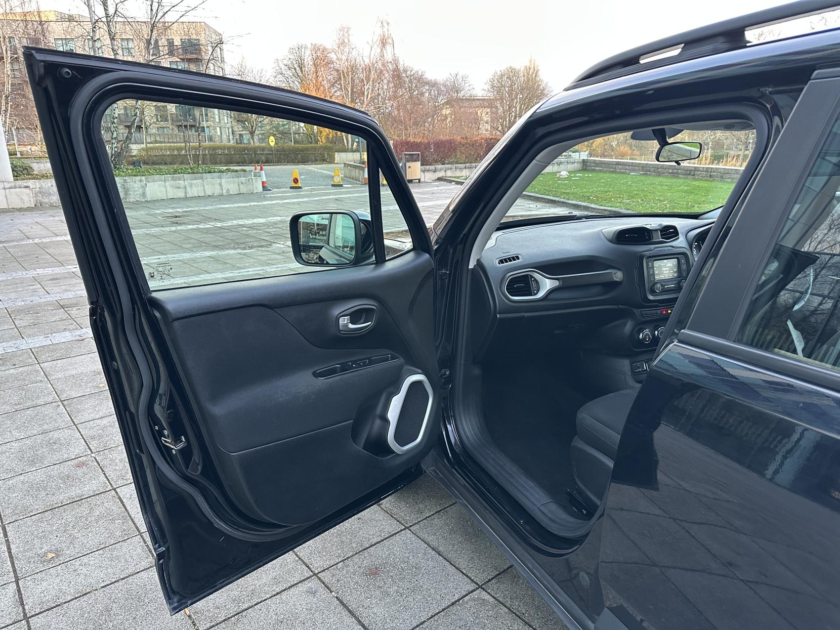 Jeep Renegade 1.4T MultiAirII Longitude SUV 5dr Petrol DDCT Euro 6 (s/s) (140 ps)