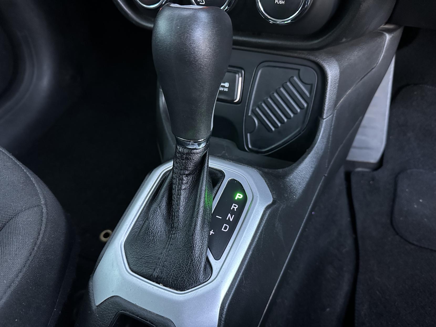 Jeep Renegade 1.4T MultiAirII Longitude SUV 5dr Petrol DDCT Euro 6 (s/s) (140 ps)