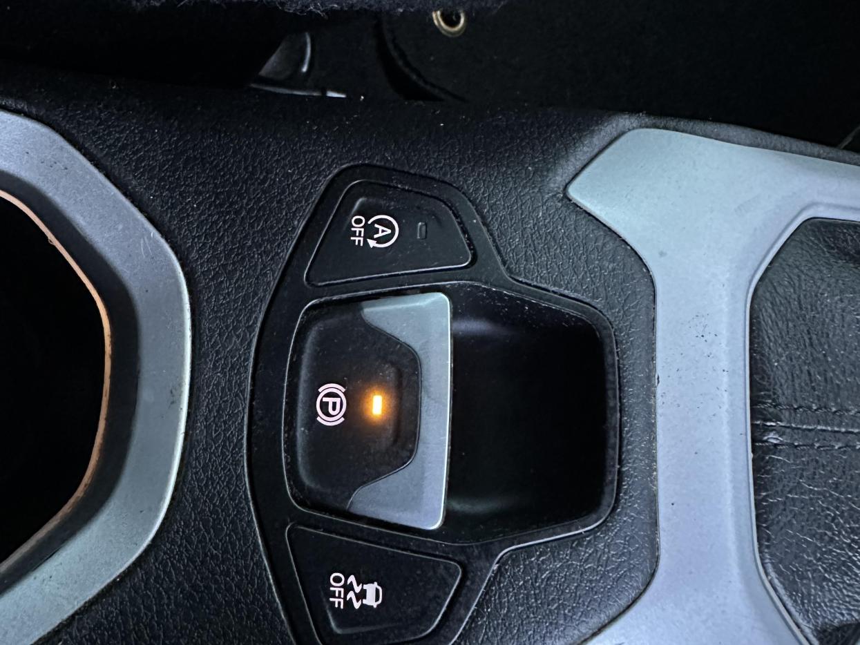 Jeep Renegade 1.4T MultiAirII Longitude SUV 5dr Petrol DDCT Euro 6 (s/s) (140 ps)