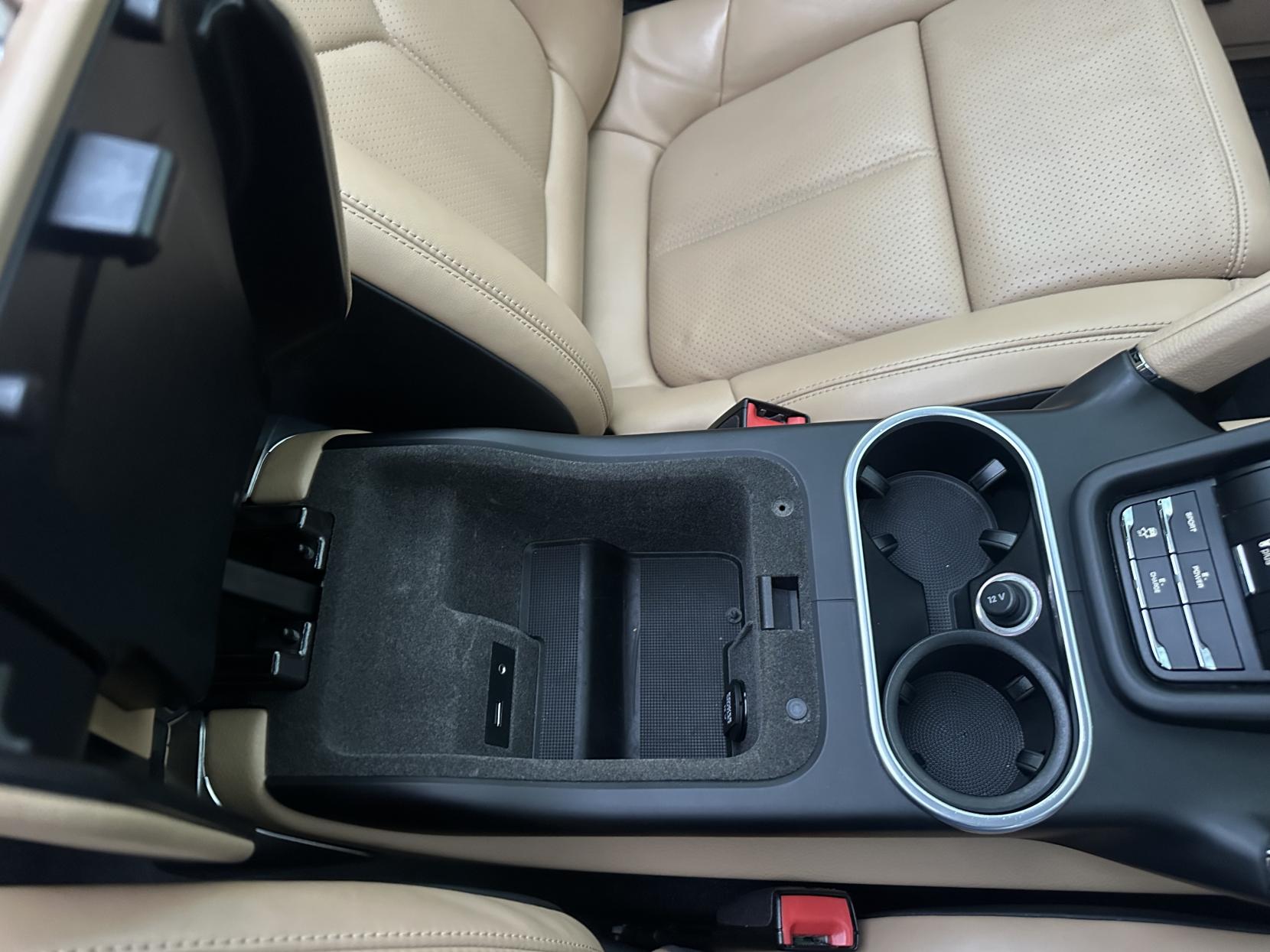 Porsche Cayenne 3.0 V6 E-Hybrid S SUV 5dr Petrol Plug-in Hybrid TiptronicS 4WD Euro 6 (s/s) (416 ps)