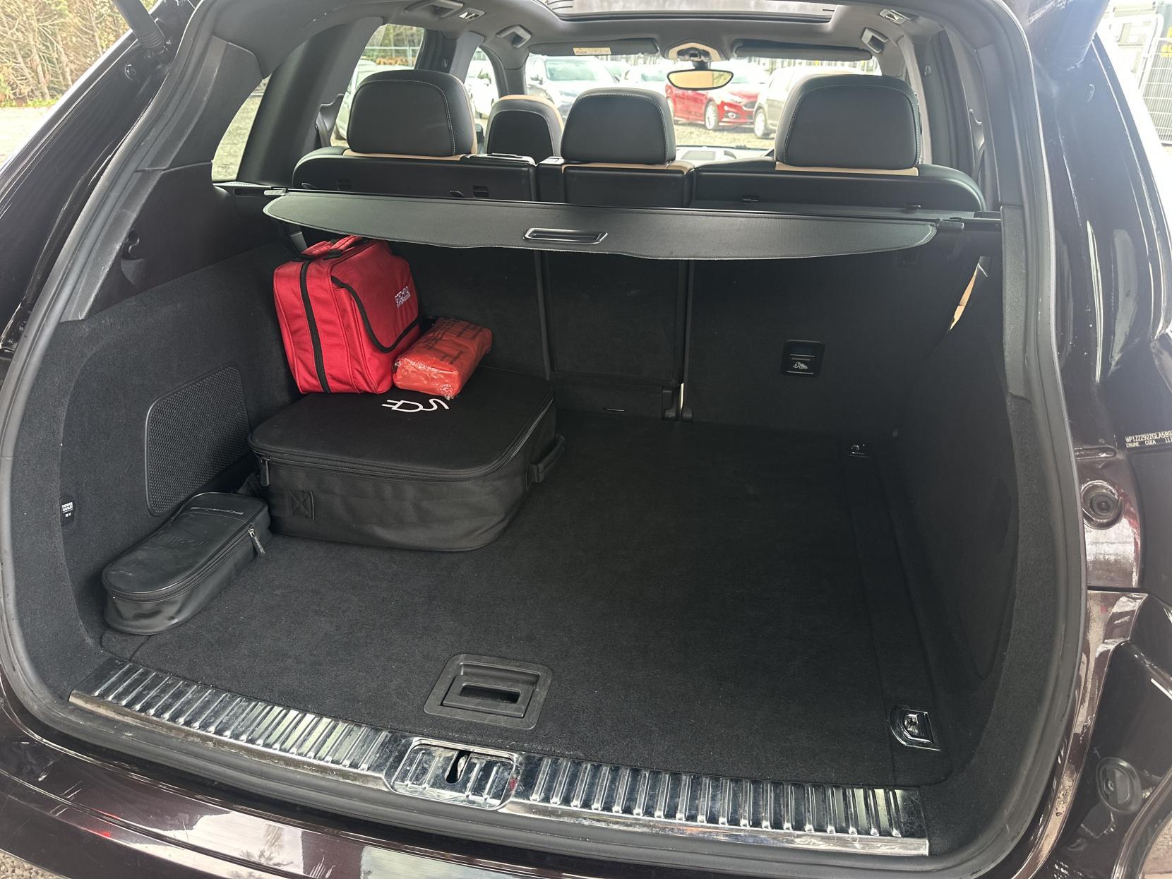 Porsche Cayenne 3.0 V6 E-Hybrid S SUV 5dr Petrol Plug-in Hybrid TiptronicS 4WD Euro 6 (s/s) (416 ps)