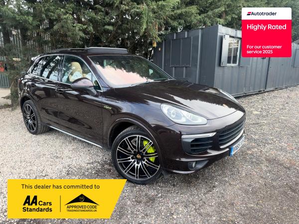 Porsche Cayenne 3.0 V6 E-Hybrid S SUV 5dr Petrol Plug-in Hybrid TiptronicS 4WD Euro 6 (s/s) (416 ps)