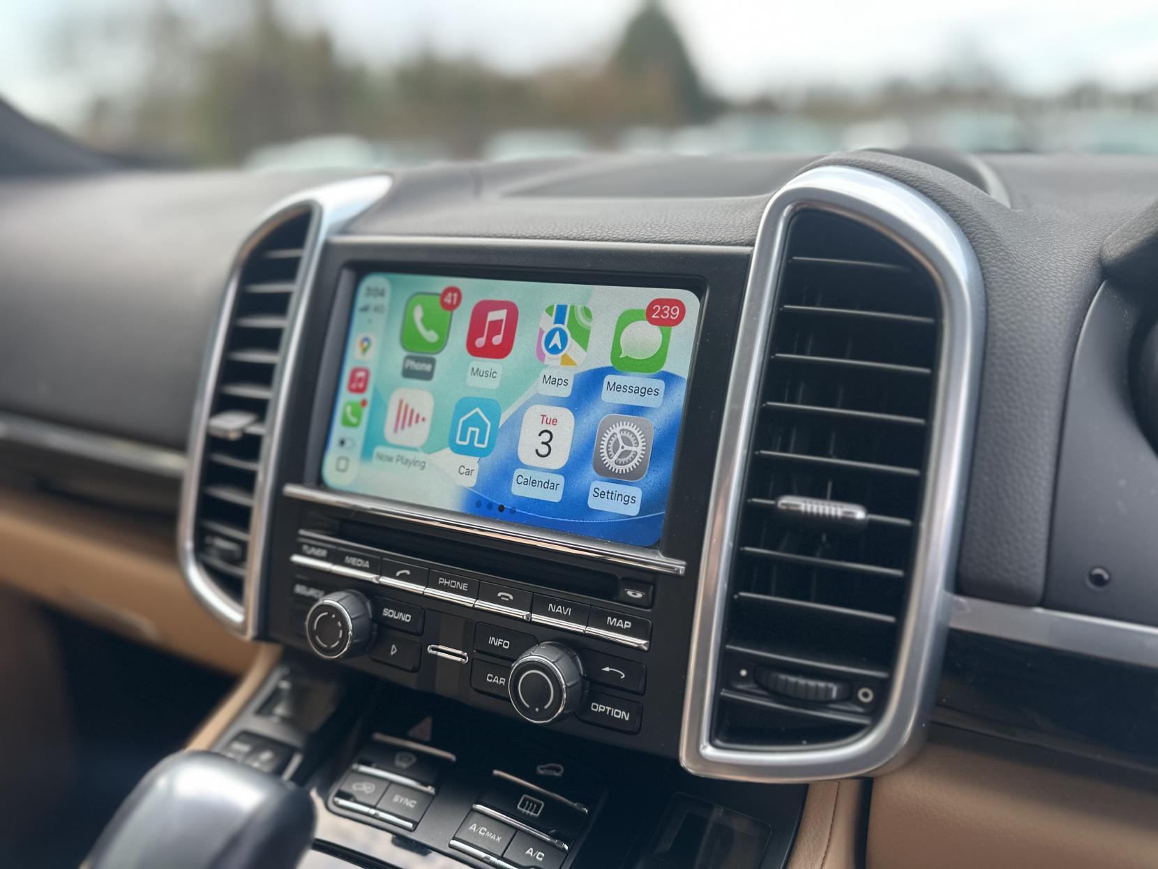 Porsche Cayenne 3.0 V6 E-Hybrid S SUV 5dr Petrol Plug-in Hybrid TiptronicS 4WD Euro 6 (s/s) (416 ps)