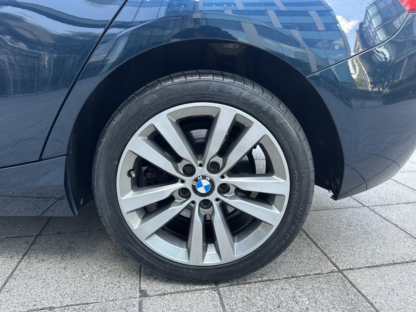 BMW 1 Series 2.0 120i Sport Hatchback 5dr Petrol Auto Euro 6 (s/s) (184 ps)