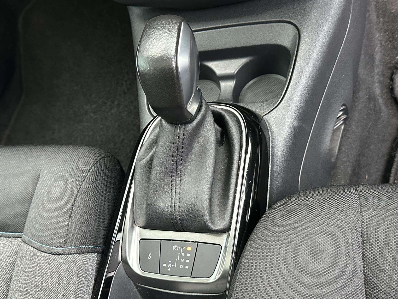 Citroen C4 Cactus 1.2 PureTech Flair Hatchback 5dr Petrol EAT6 Euro 6 (s/s) (110 ps)