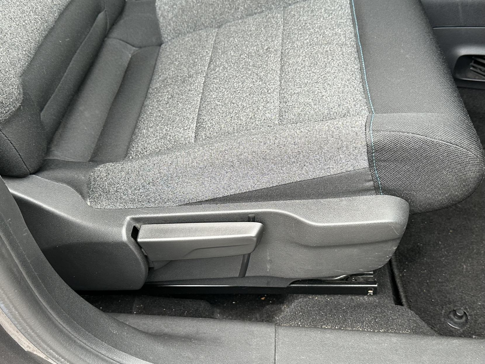 Citroen C4 Cactus 1.2 PureTech Flair Hatchback 5dr Petrol EAT6 Euro 6 (s/s) (110 ps)