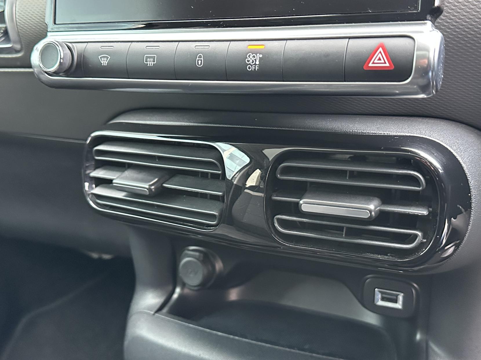 Citroen C4 Cactus 1.2 PureTech Flair Hatchback 5dr Petrol EAT6 Euro 6 (s/s) (110 ps)