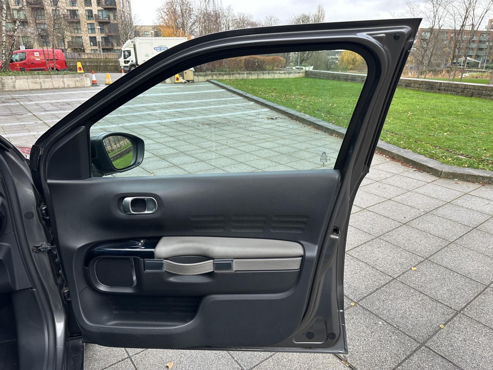 Citroen C4 Cactus 1.2 PureTech Flair Hatchback 5dr Petrol EAT6 Euro 6 (s/s) (110 ps)