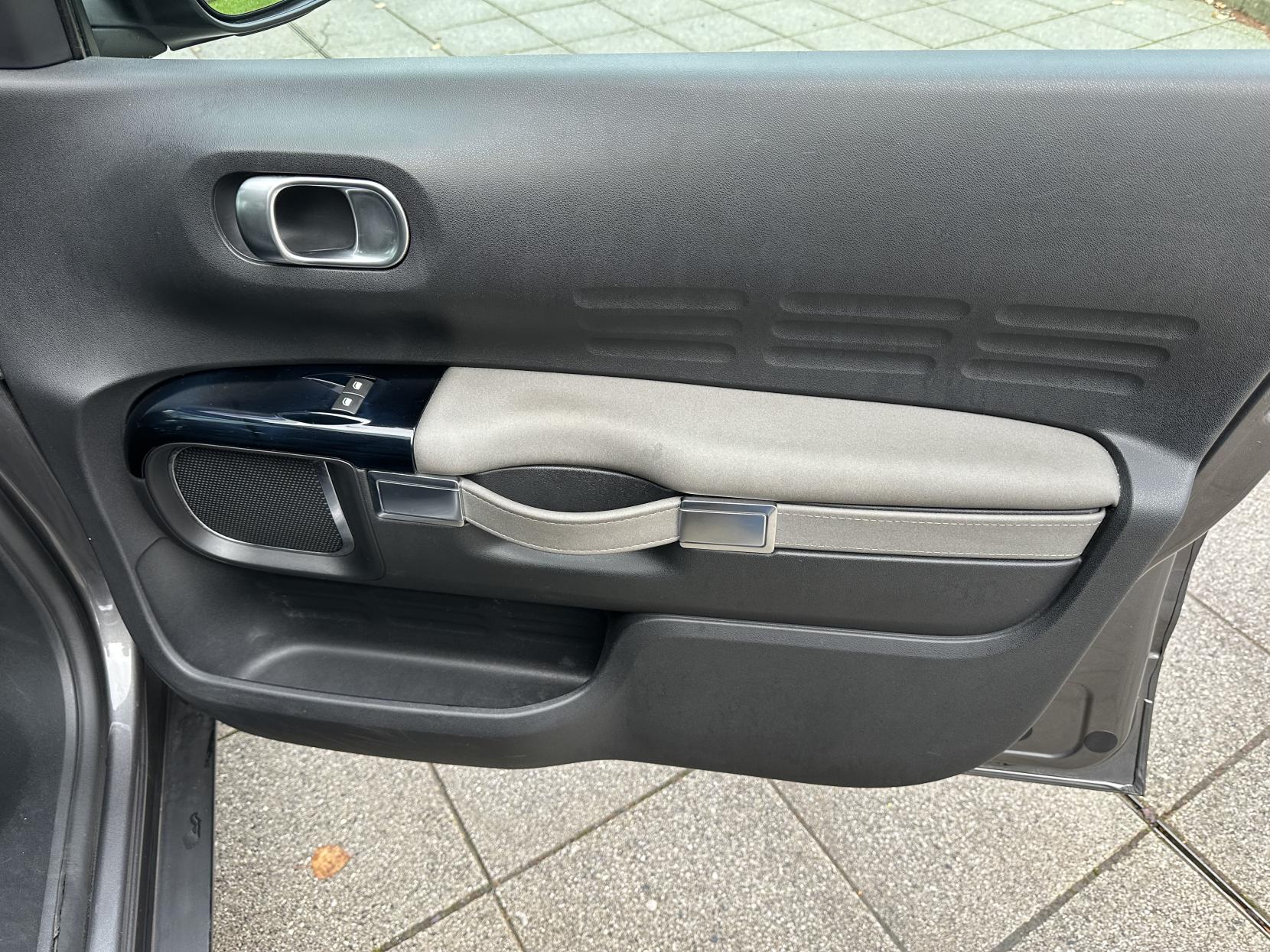 Citroen C4 Cactus 1.2 PureTech Flair Hatchback 5dr Petrol EAT6 Euro 6 (s/s) (110 ps)