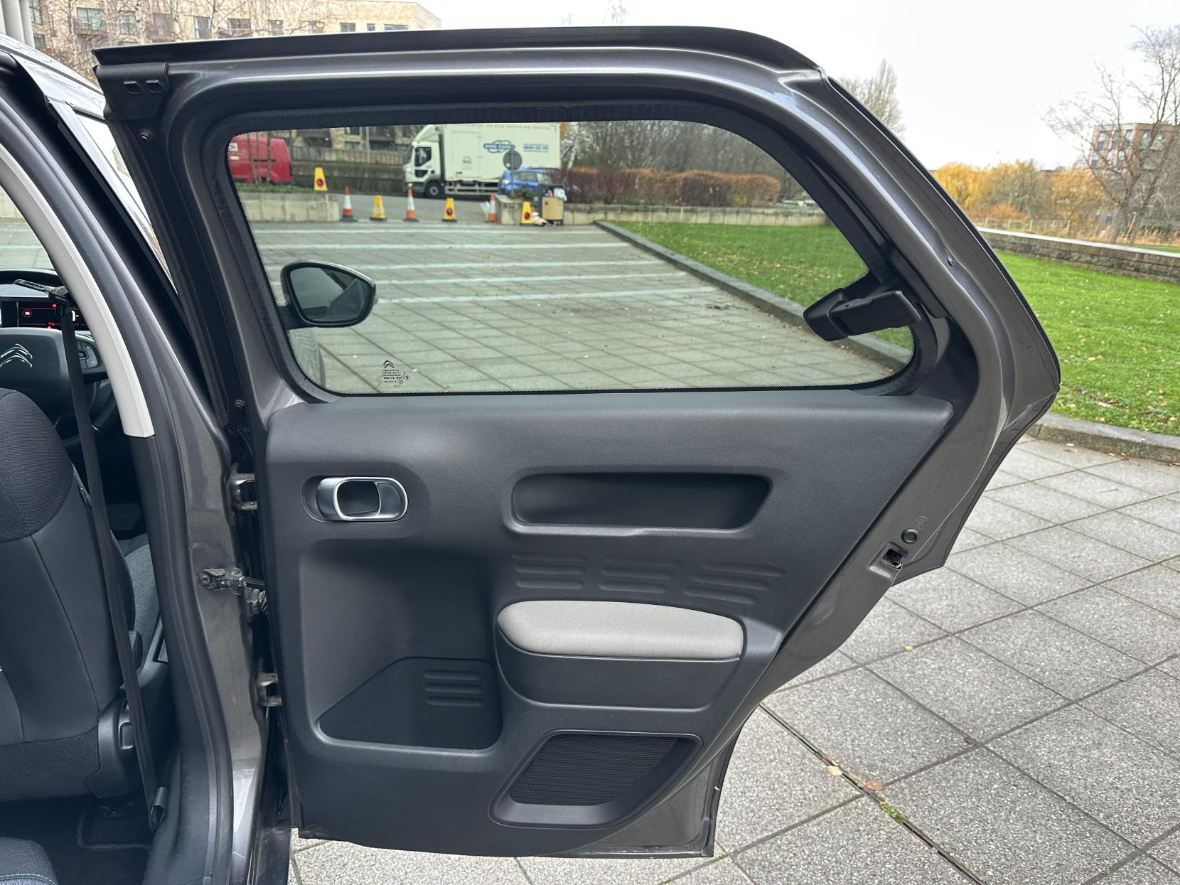 Citroen C4 Cactus 1.2 PureTech Flair Hatchback 5dr Petrol EAT6 Euro 6 (s/s) (110 ps)