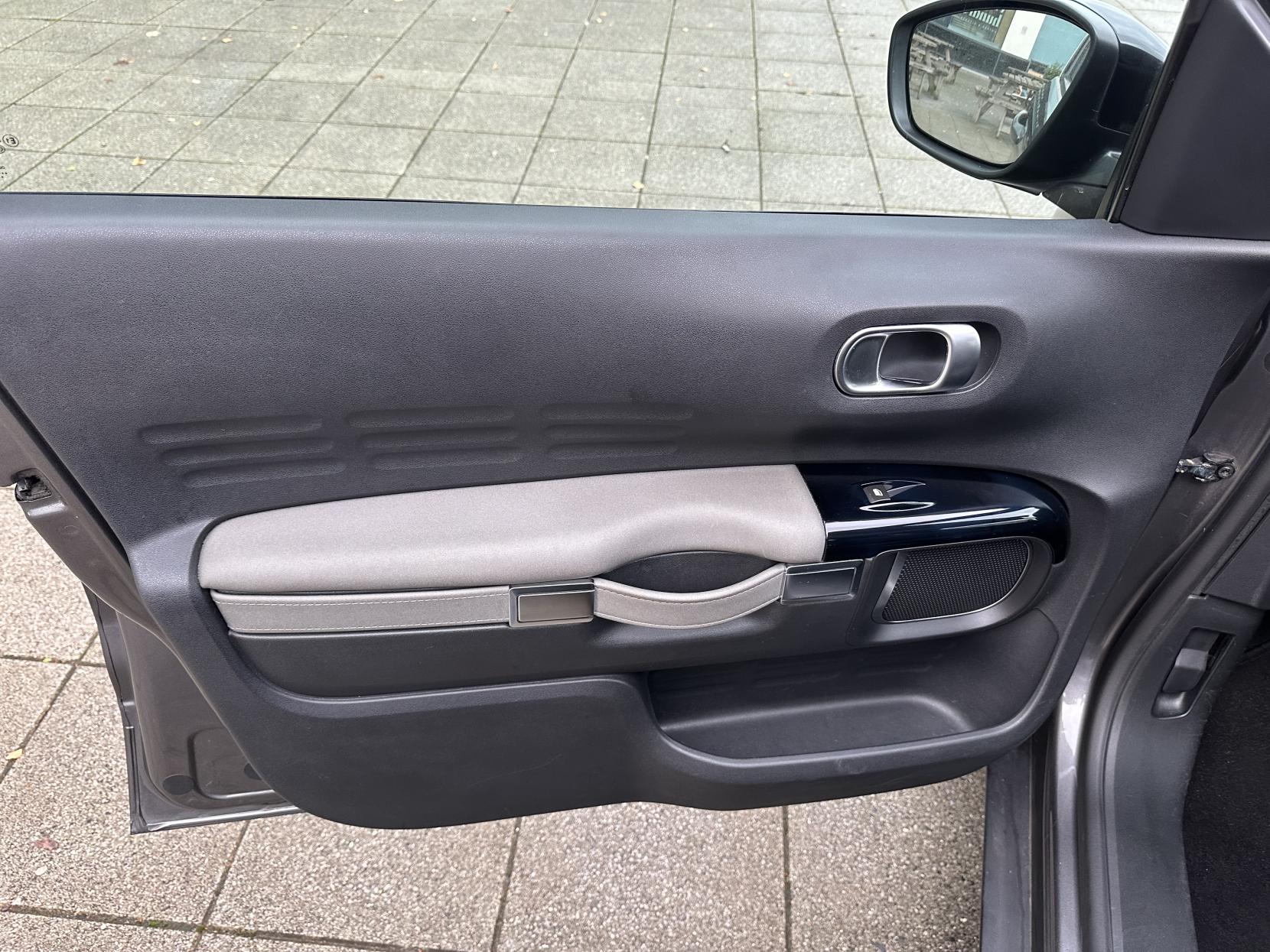 Citroen C4 Cactus 1.2 PureTech Flair Hatchback 5dr Petrol EAT6 Euro 6 (s/s) (110 ps)