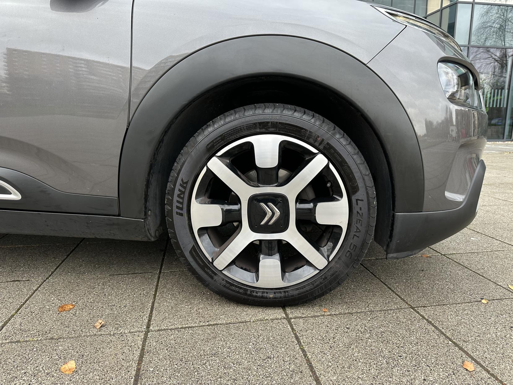 Citroen C4 Cactus 1.2 PureTech Flair Hatchback 5dr Petrol EAT6 Euro 6 (s/s) (110 ps)