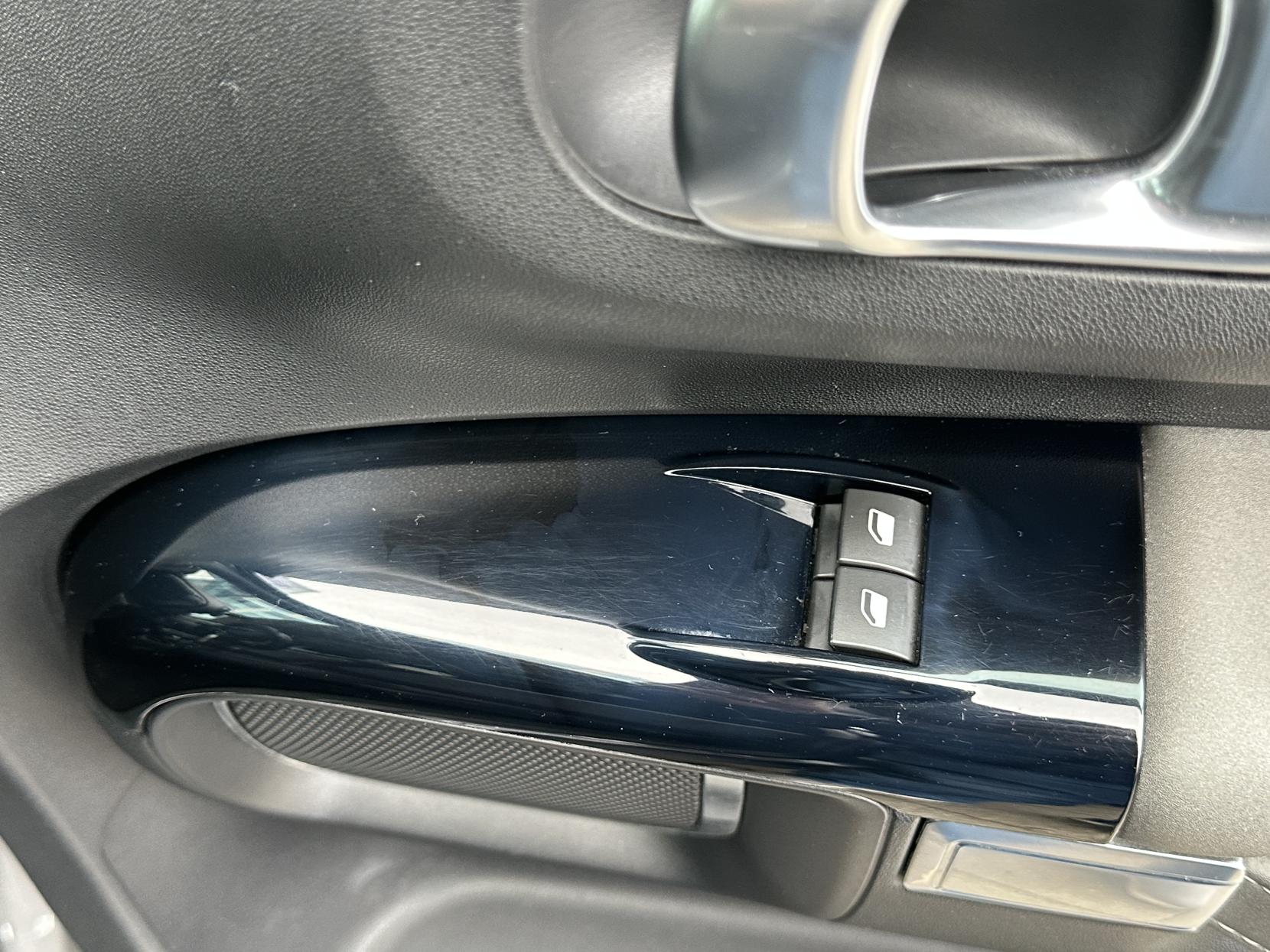 Citroen C4 Cactus 1.2 PureTech Flair Hatchback 5dr Petrol EAT6 Euro 6 (s/s) (110 ps)