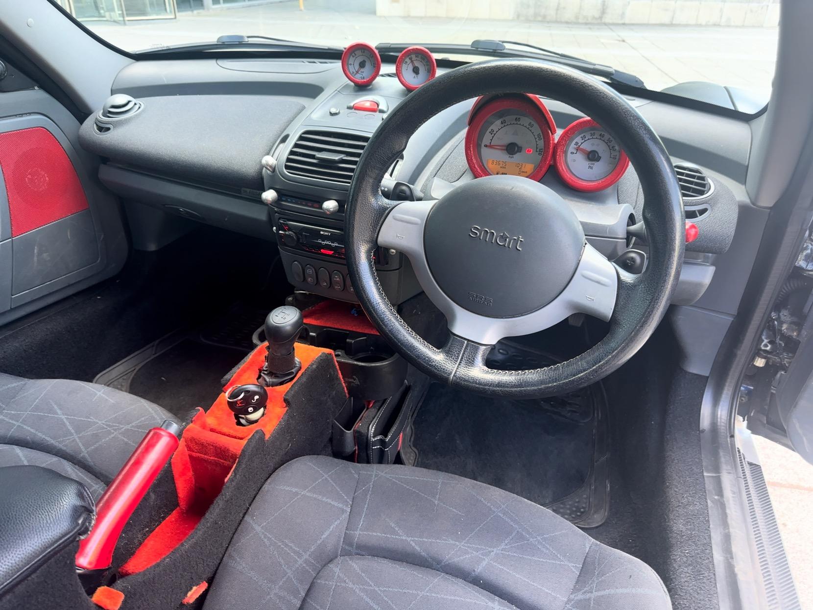 Smart Roadster 0.7 Convertible 2dr Petrol Automatic (121 g/km, 80 bhp)