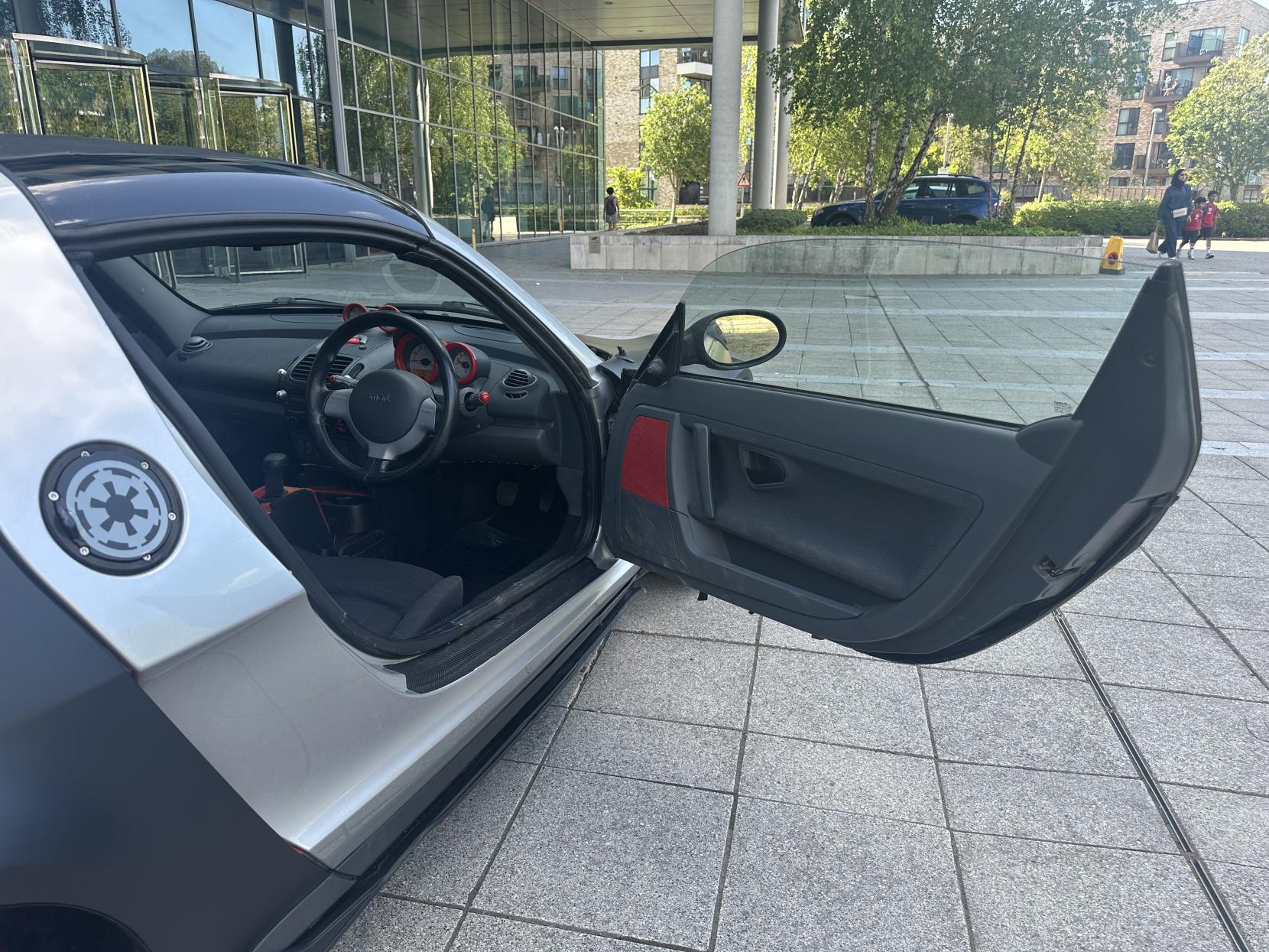 Smart Roadster 0.7 Convertible 2dr Petrol Automatic (121 g/km, 80 bhp)